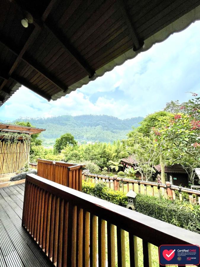 The Onsen Hot Spring Resort Batu  Zewnętrze zdjęcie