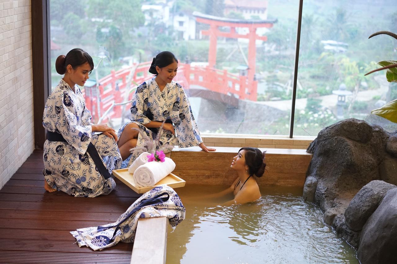 The Onsen Hot Spring Resort Batu  Zewnętrze zdjęcie